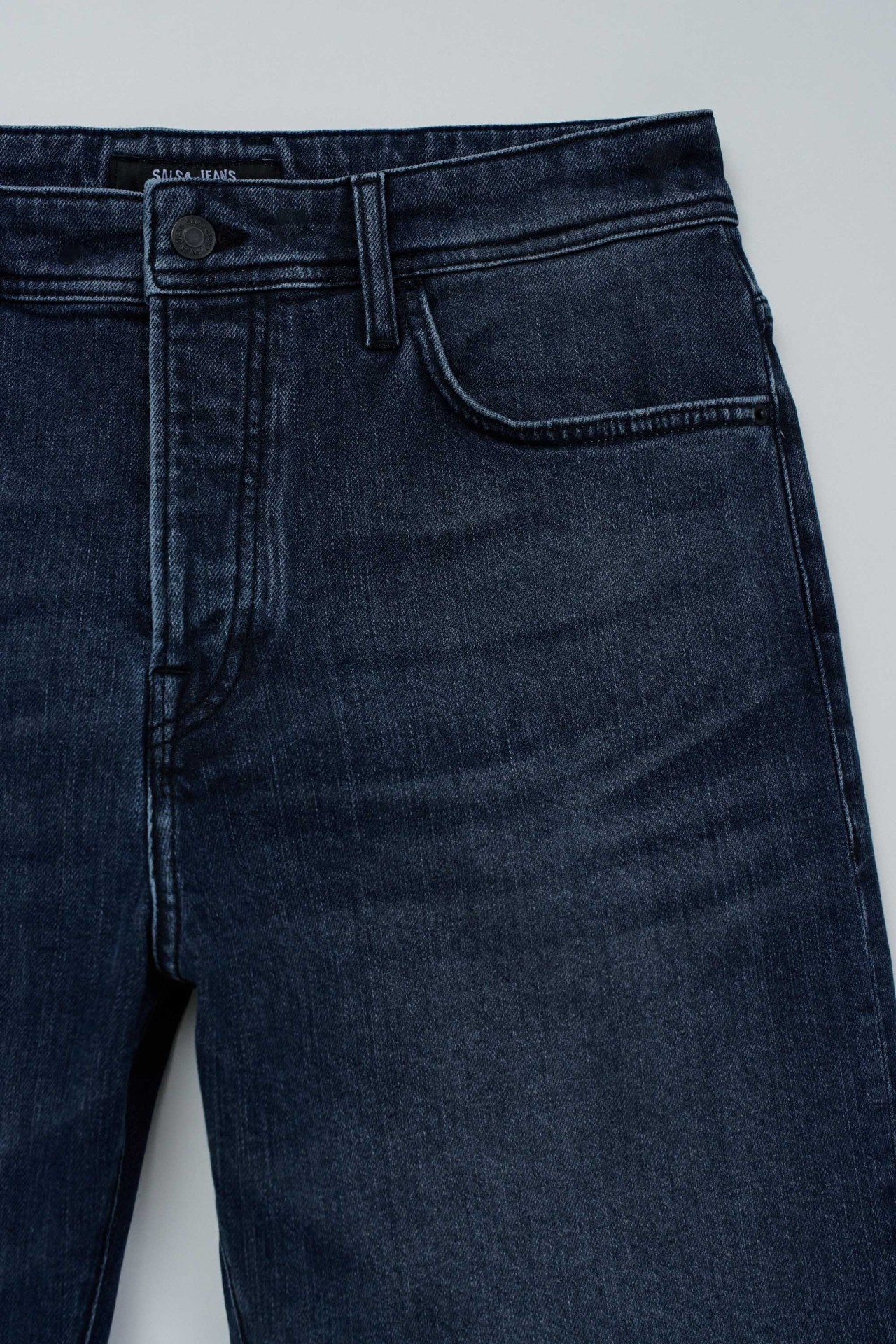 JEANS TAPERED FIT