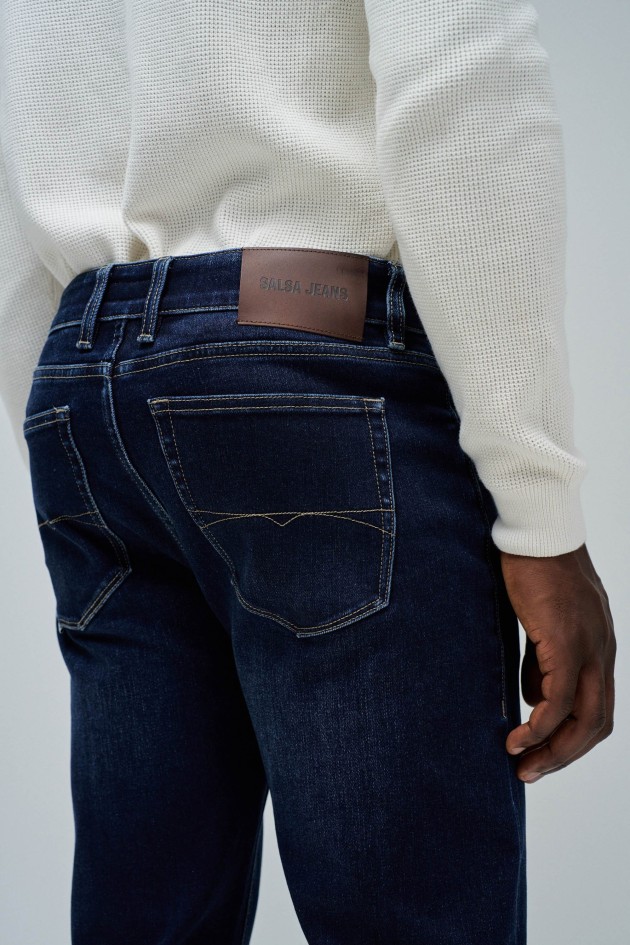SLIM FIT JEANS