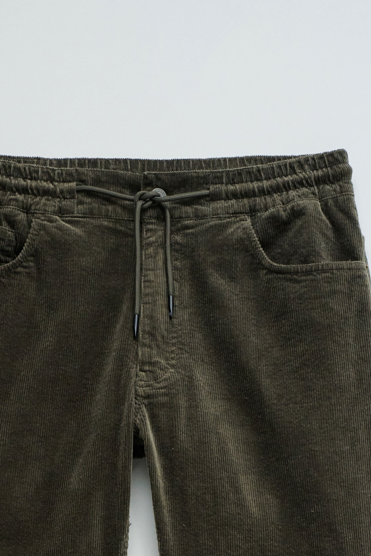 CAL�AS JOGGERS REGULAR FIT EM BOMBAZINA
