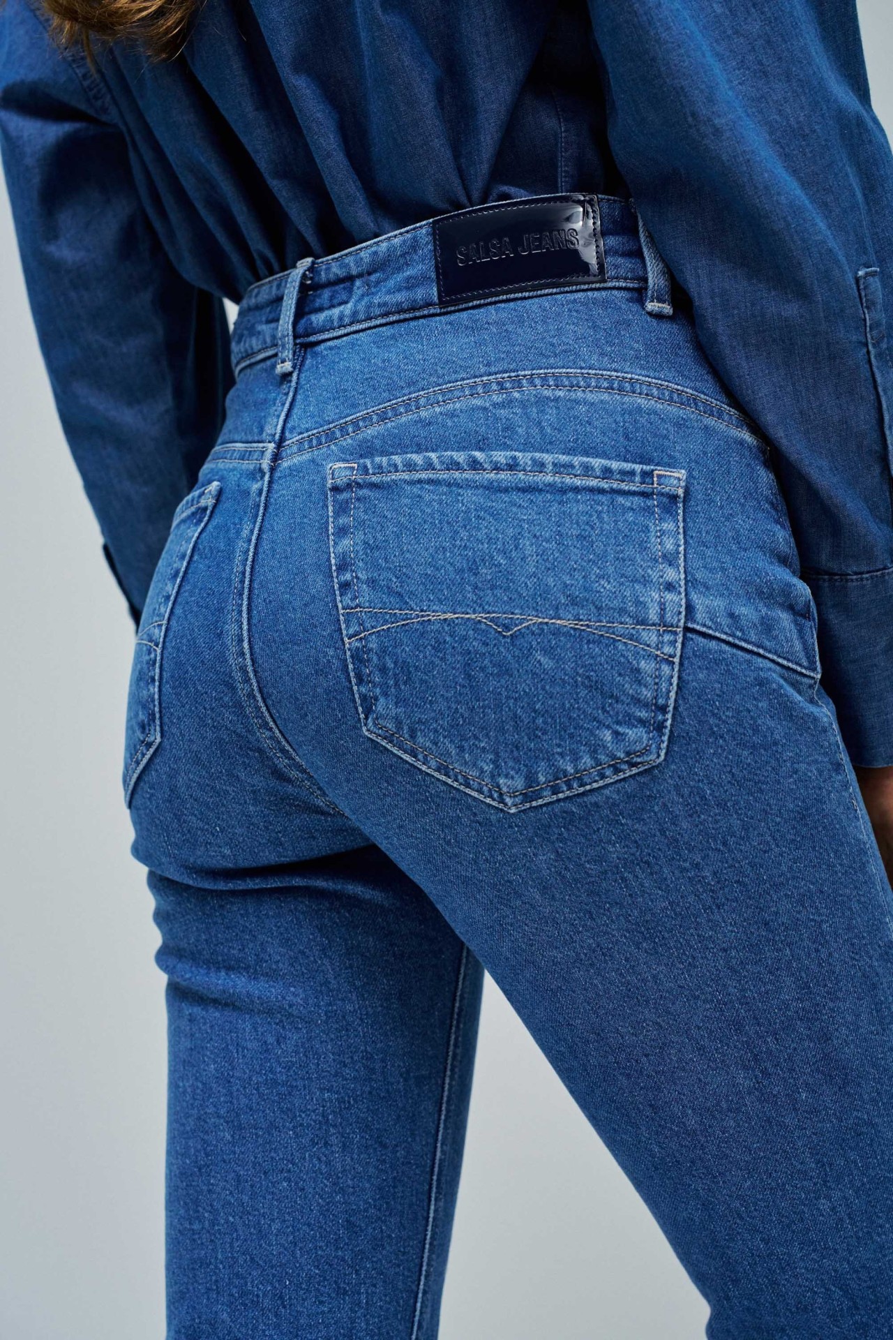 FAITH PUSH IN FLARE JEANS