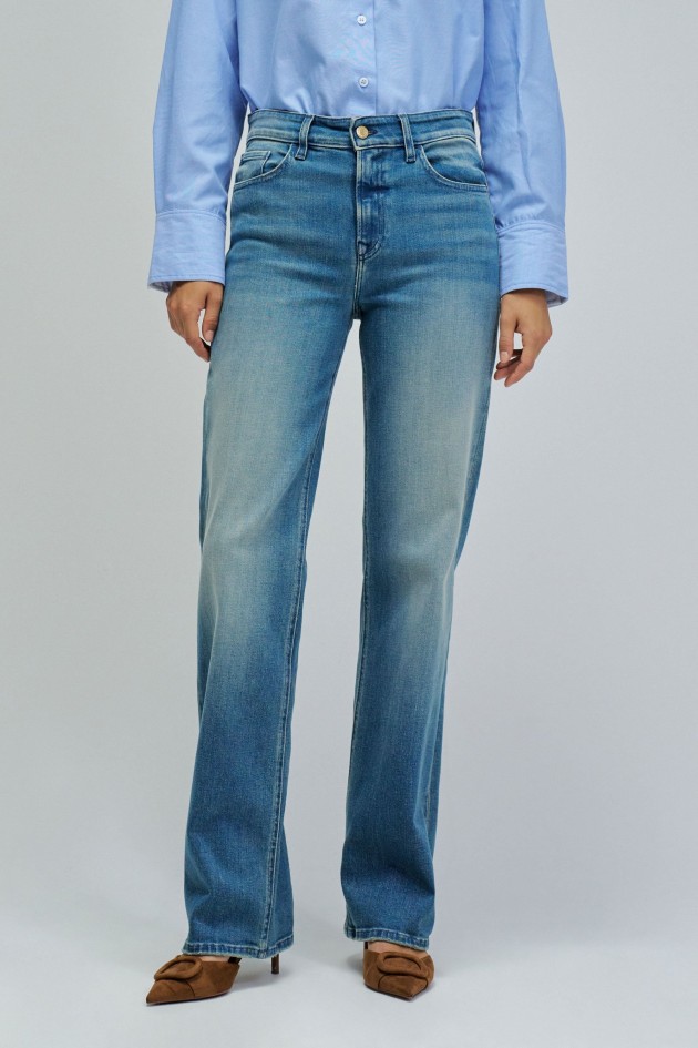 TRUE STRAIGHT JEANS