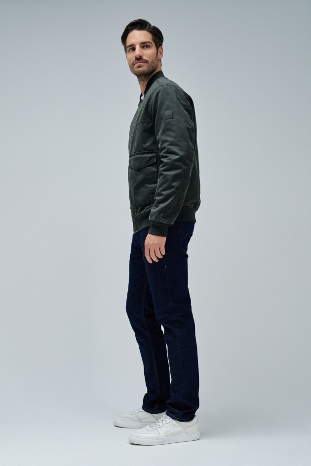 BOMBER JACKET