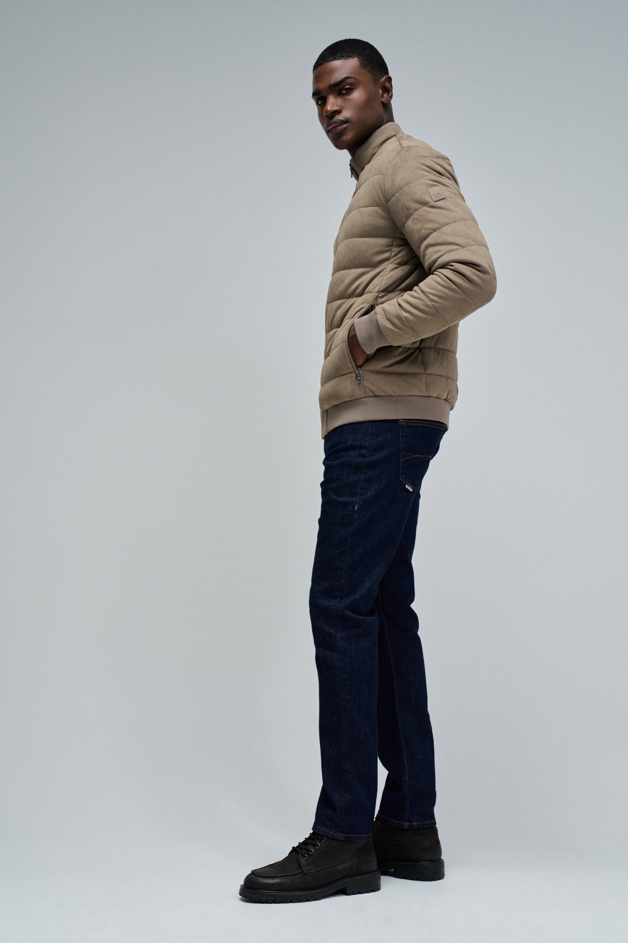 CASACO PUFFER EM SUEDE