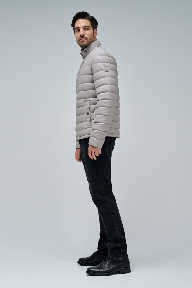 PUFFER JACKE LEDEREFFEKT
