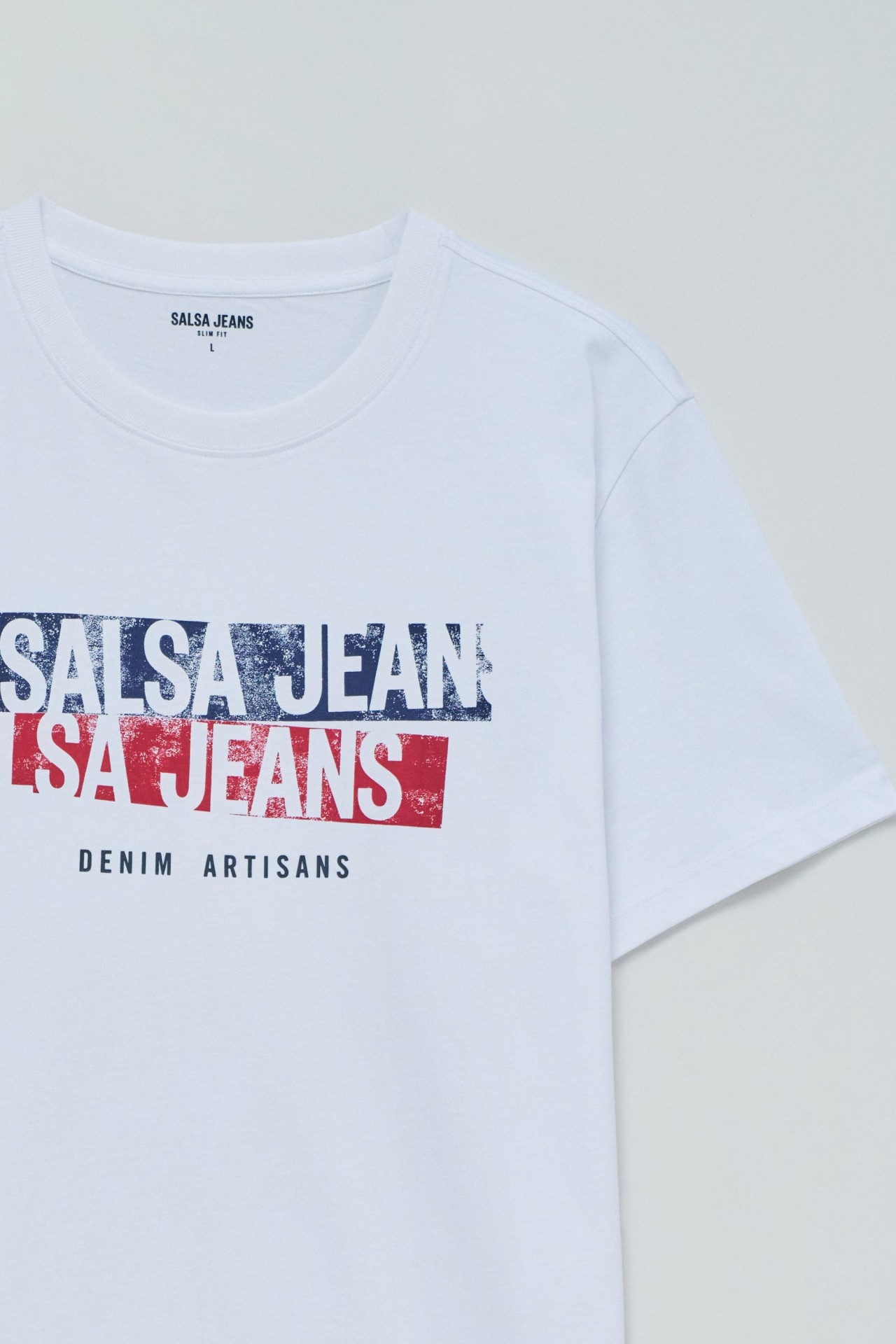 T-SHIRT COM BRANDING