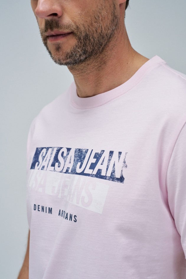 T-SHIRT WITH BRANDING