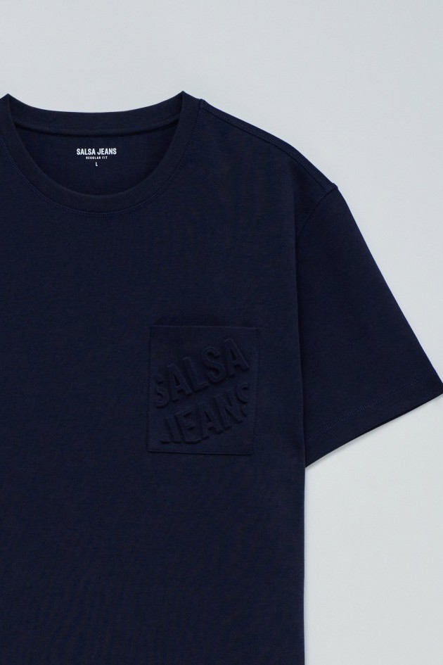 T-SHIRT WITH EMBOSSED BRANDING