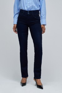 SECRET PUSH IN SLIM JEANS SECRET PUSH IN SLIM JEANS