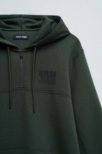 HOODIE COM FECHO