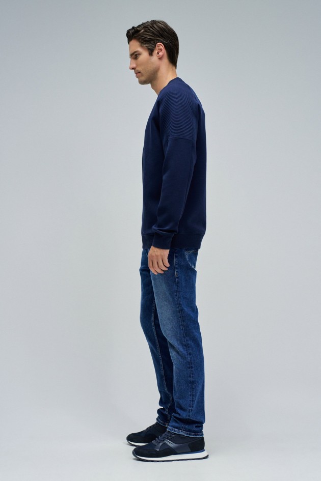 SWEATSHIRT WITH BRANDING
