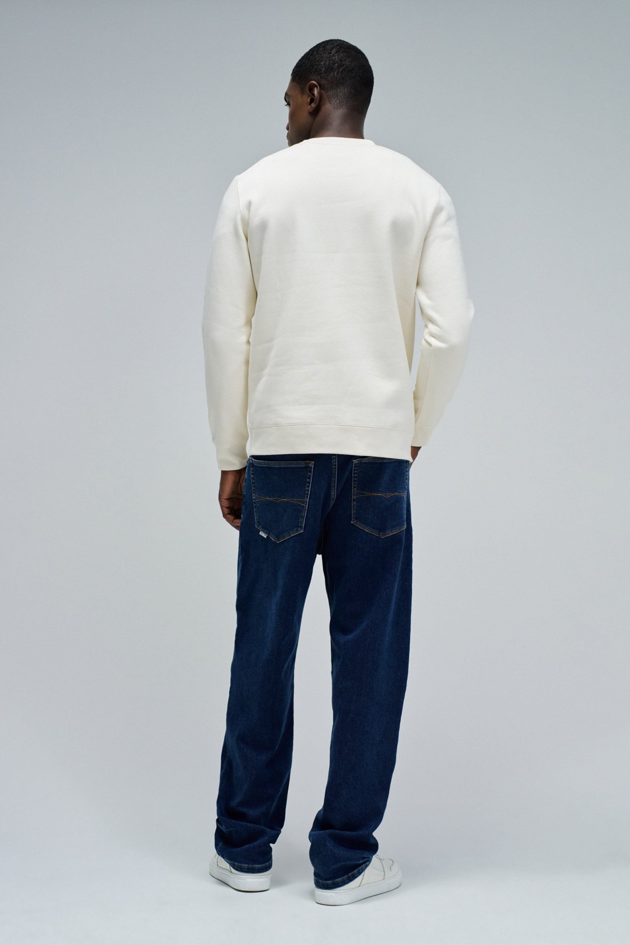 SWEATSHIRT COM BRANDING