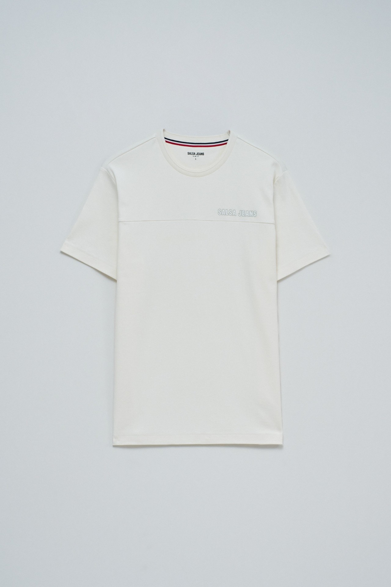 T-SHIRT COM BRANDING