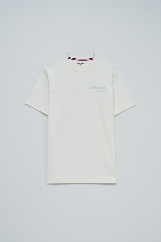 T-SHIRT WITH BRANDING