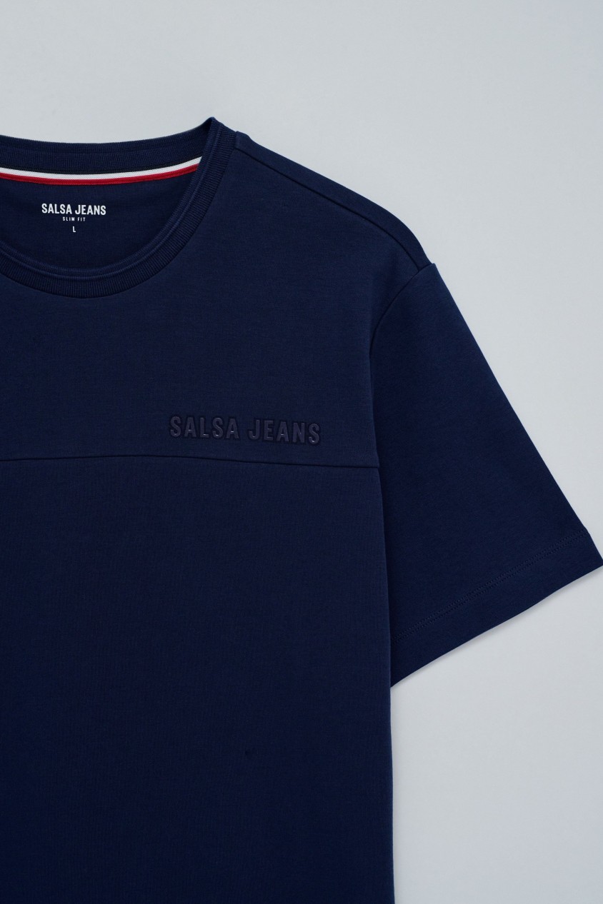 T-SHIRT COM BRANDING