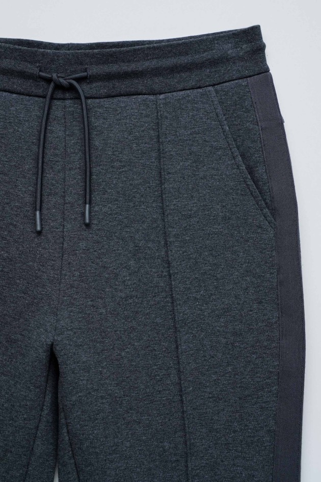CALÇAS JOGGERS EM MALHA