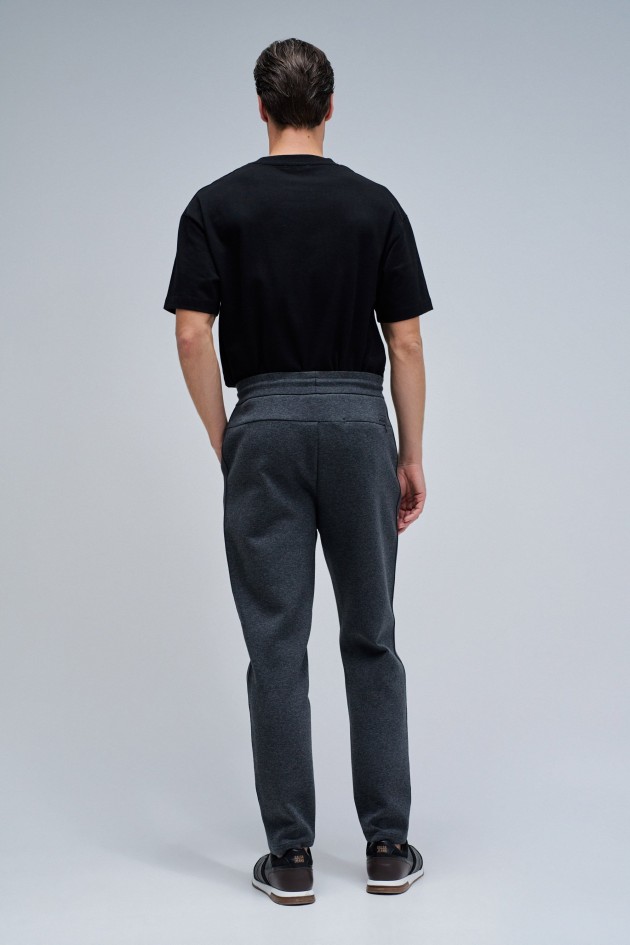 CALÇAS JOGGERS EM MALHA