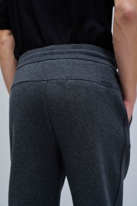 CAL�AS JOGGERS EM MALHA