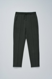 CAL�AS JOGGERS EM MALHA