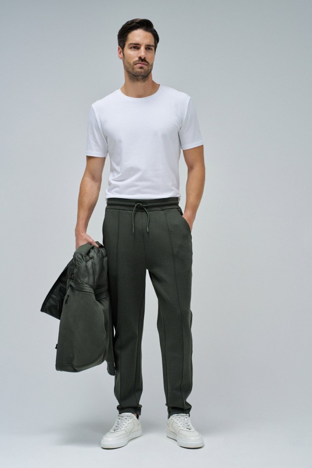 CALÇAS JOGGERS EM MALHA