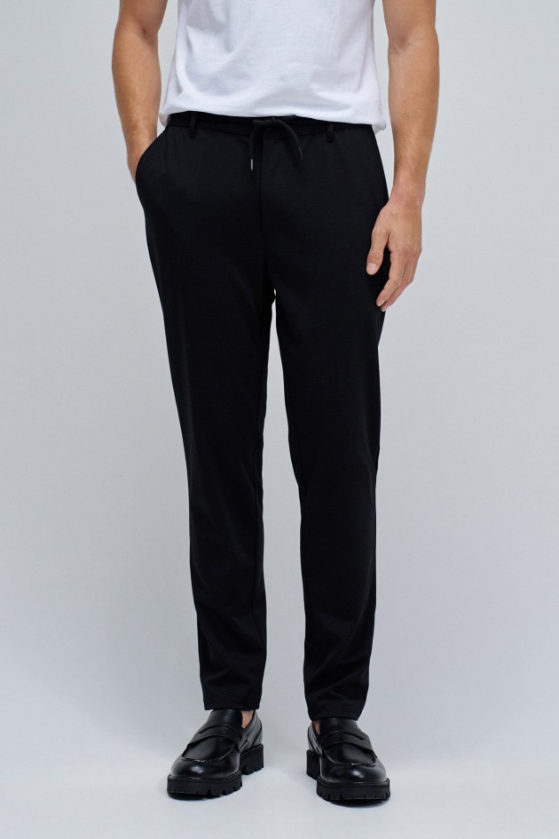 CAL�AS JOGGERS SLIM FIT EM TECIDO