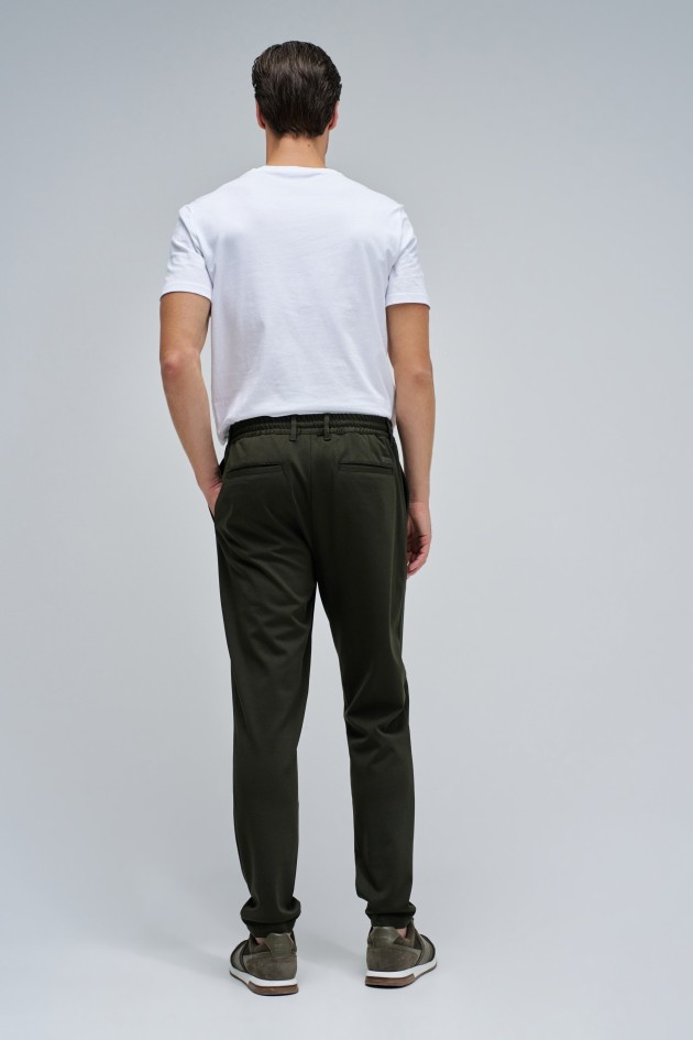 CALÇAS JOGGERS SLIM FIT EM TECIDO
