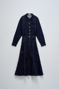 VESTIDO MIDI EM DENIM