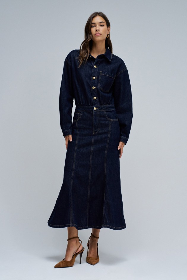 VESTIDO MIDI EN VAQUERA