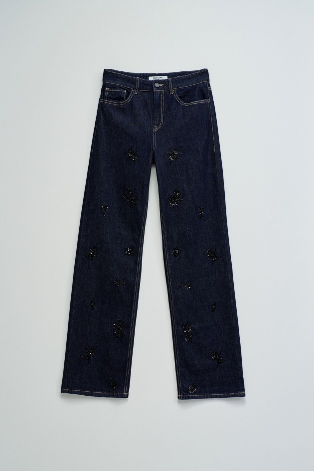 TRUE STRAIGHT JEANS