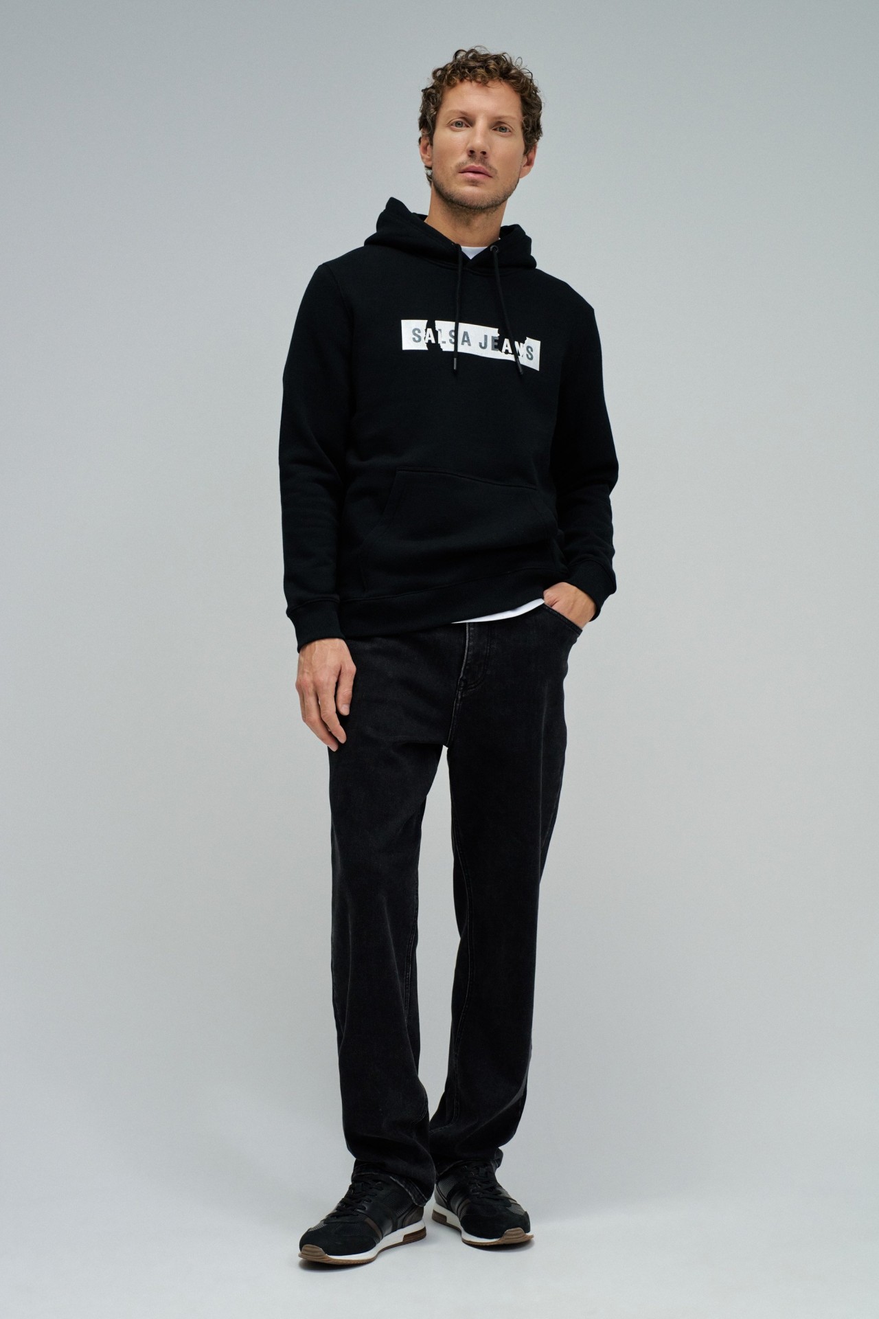 HOODIE COM BRANDING