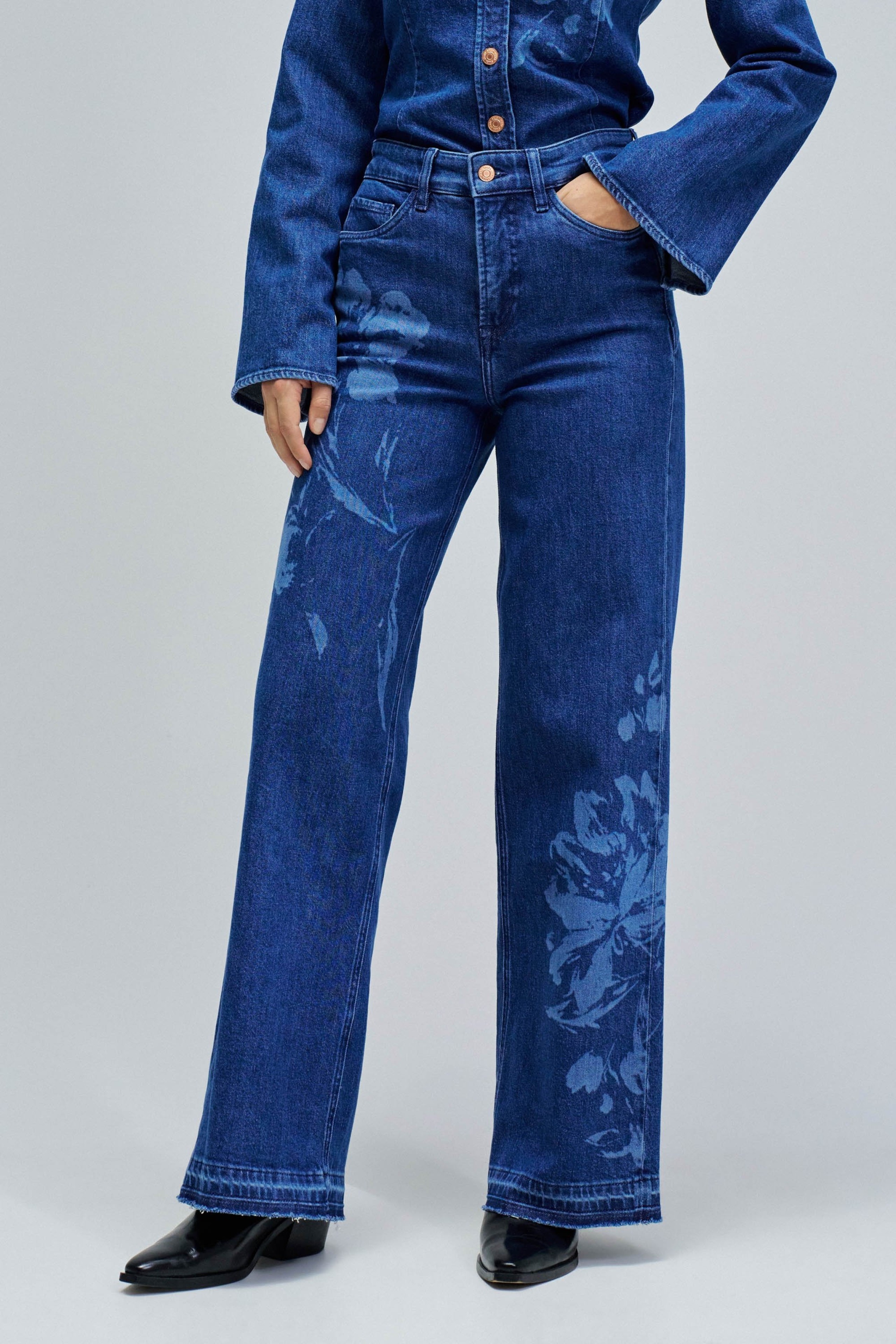 FAITH PUSH IN WIDE JEANS