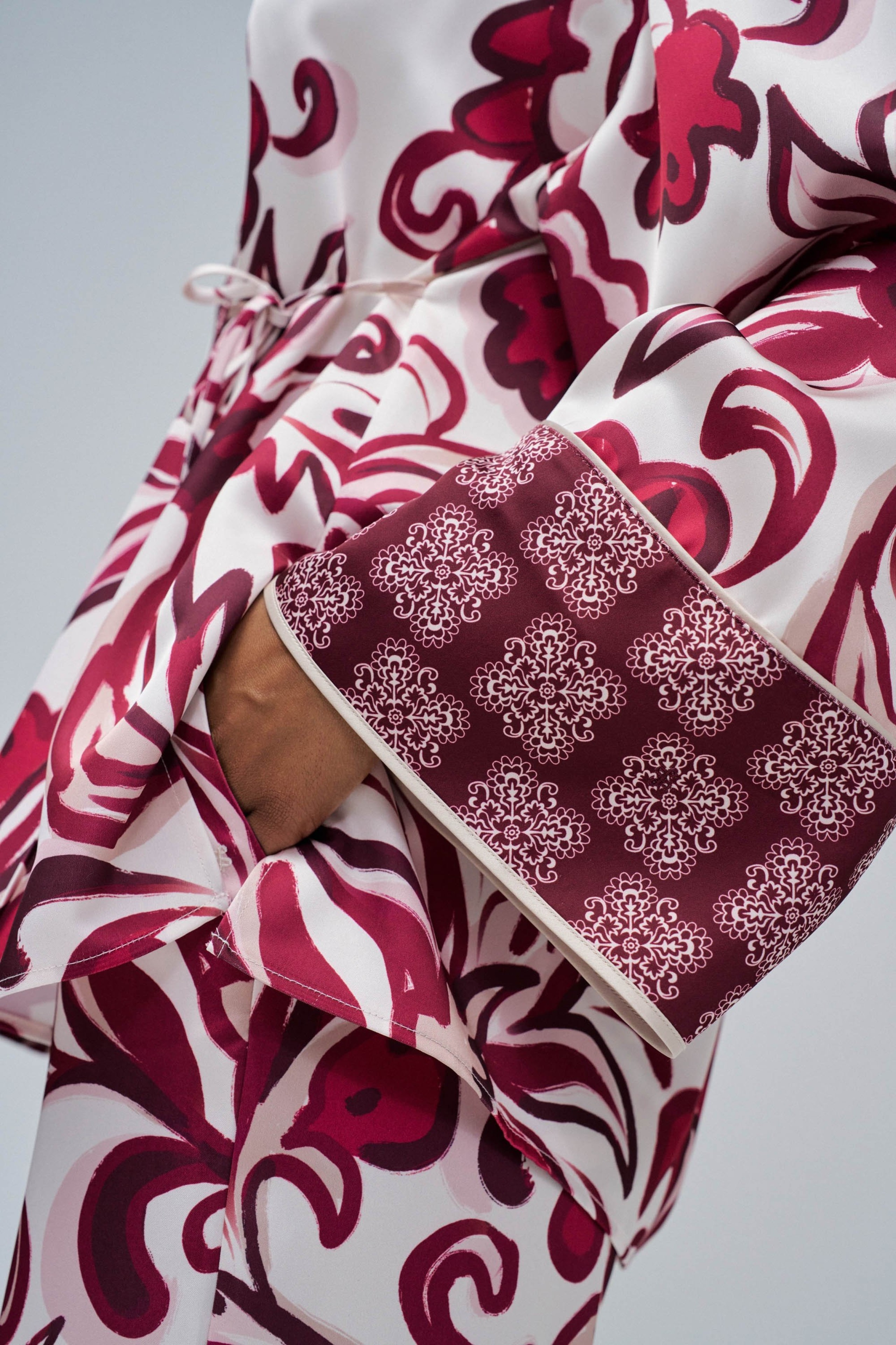 KIMONO À IMPRIMÉ FLORAL