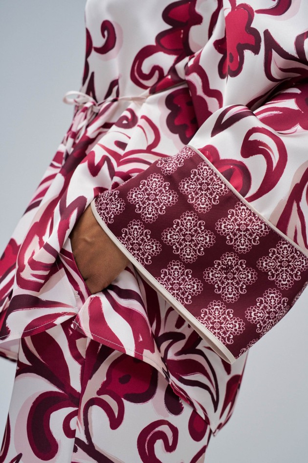 KIMONO COM ESTAMPADO FLORAL