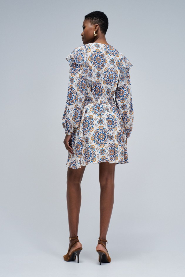 ROBE COURTE À MOTIF
