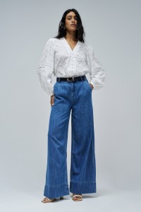 BLUSA CON BORDADO JACQUARD