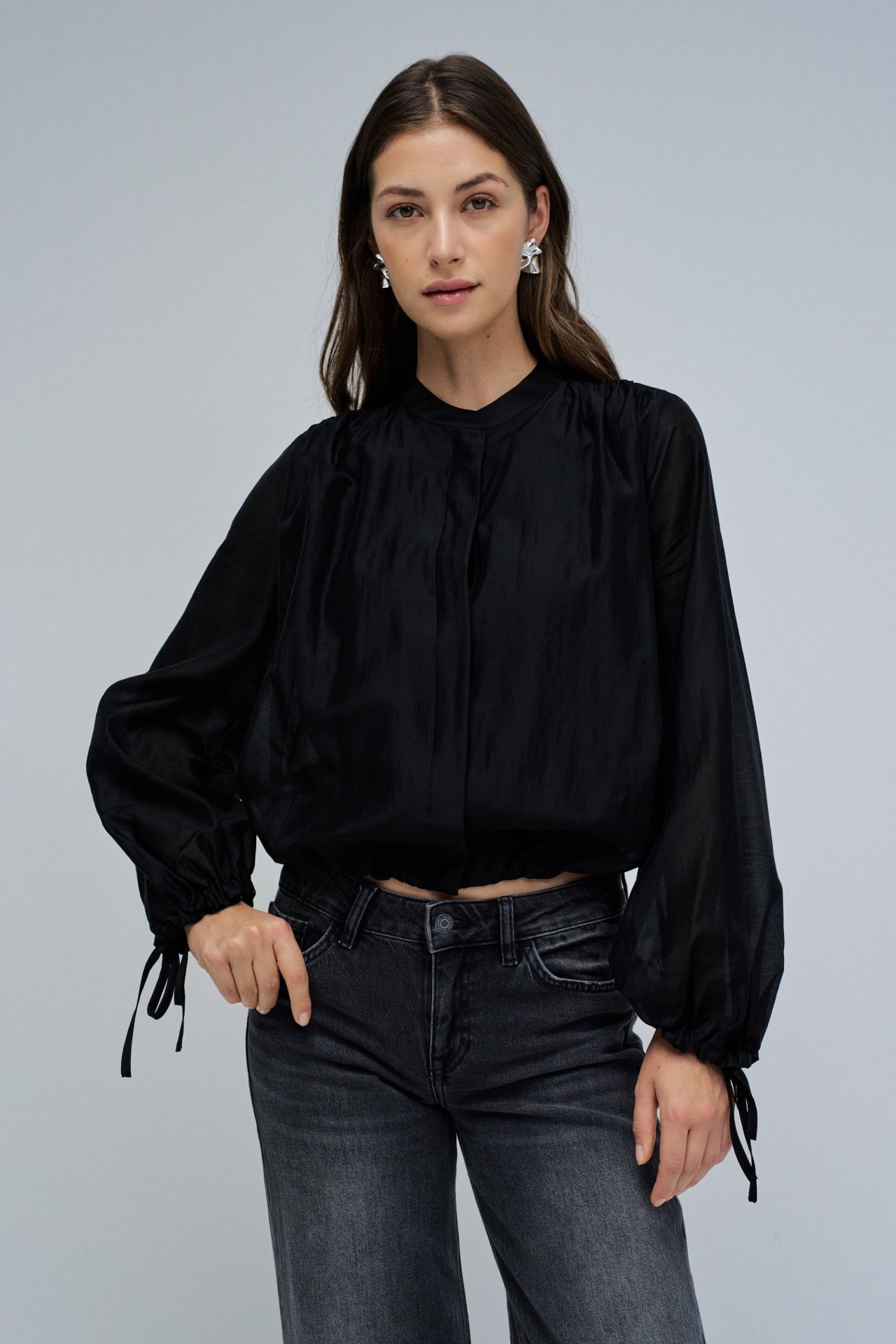 BLUSE MIT PUFF�RMELN