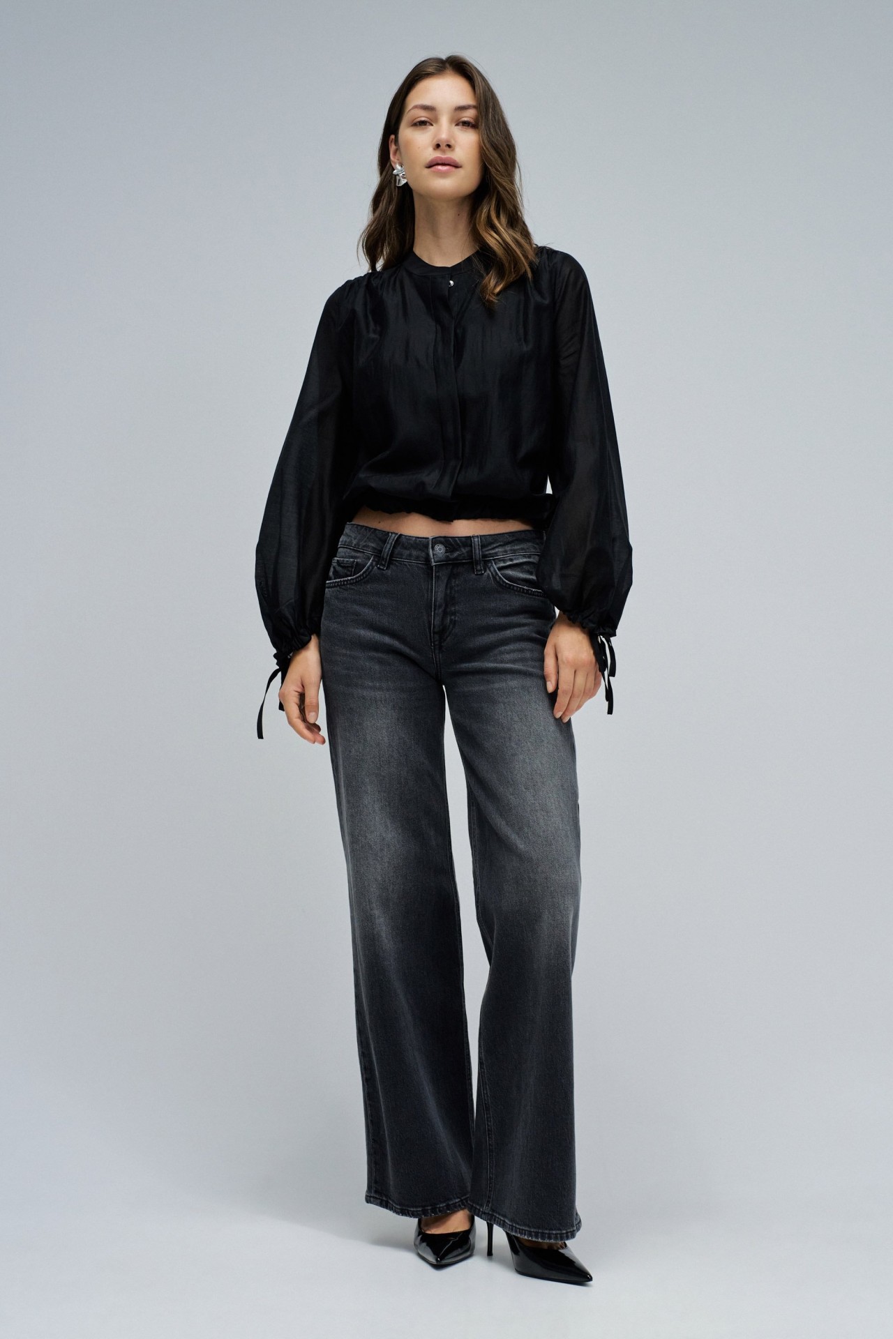 BLUSE MIT PUFF�RMELN