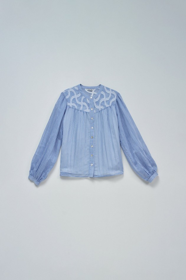 CAMISA DE RAYAS CON BORDADOS