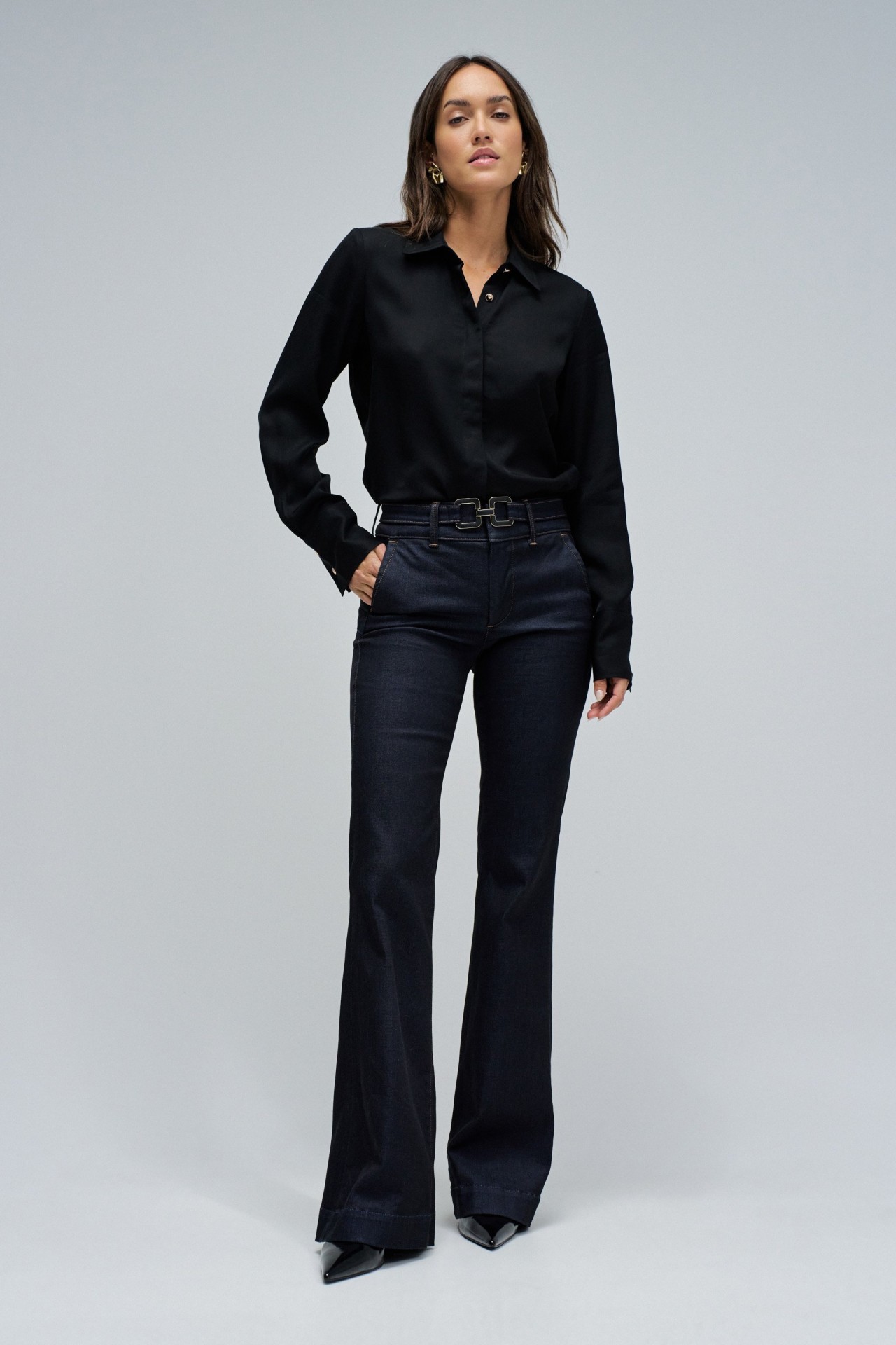 CAMISA B�SICA