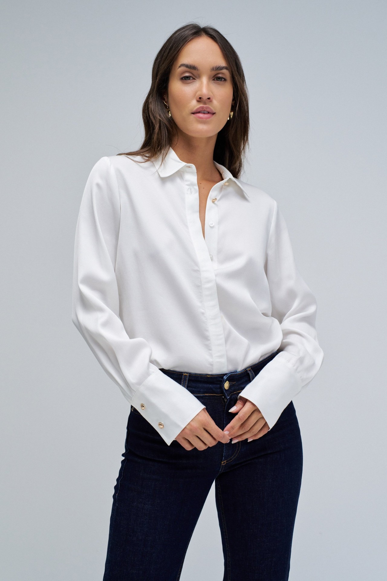 CAMISA B�SICA