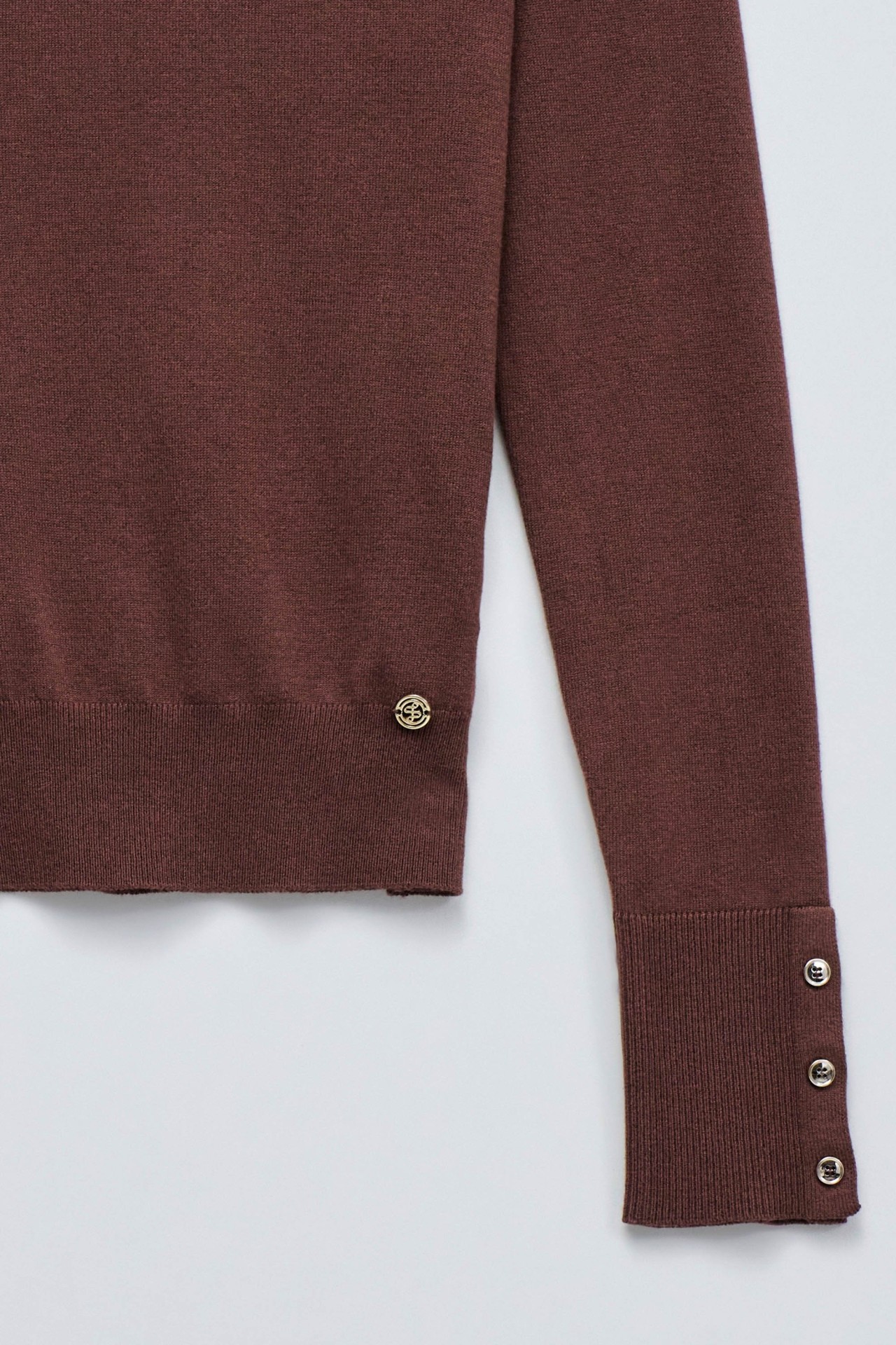 HIGH NECK SWEATER