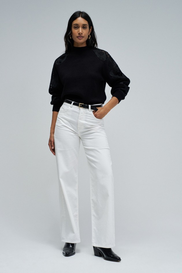 KNIT SWEATER WITH LACE