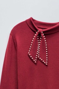 KNIT SWEATER WITH BOW