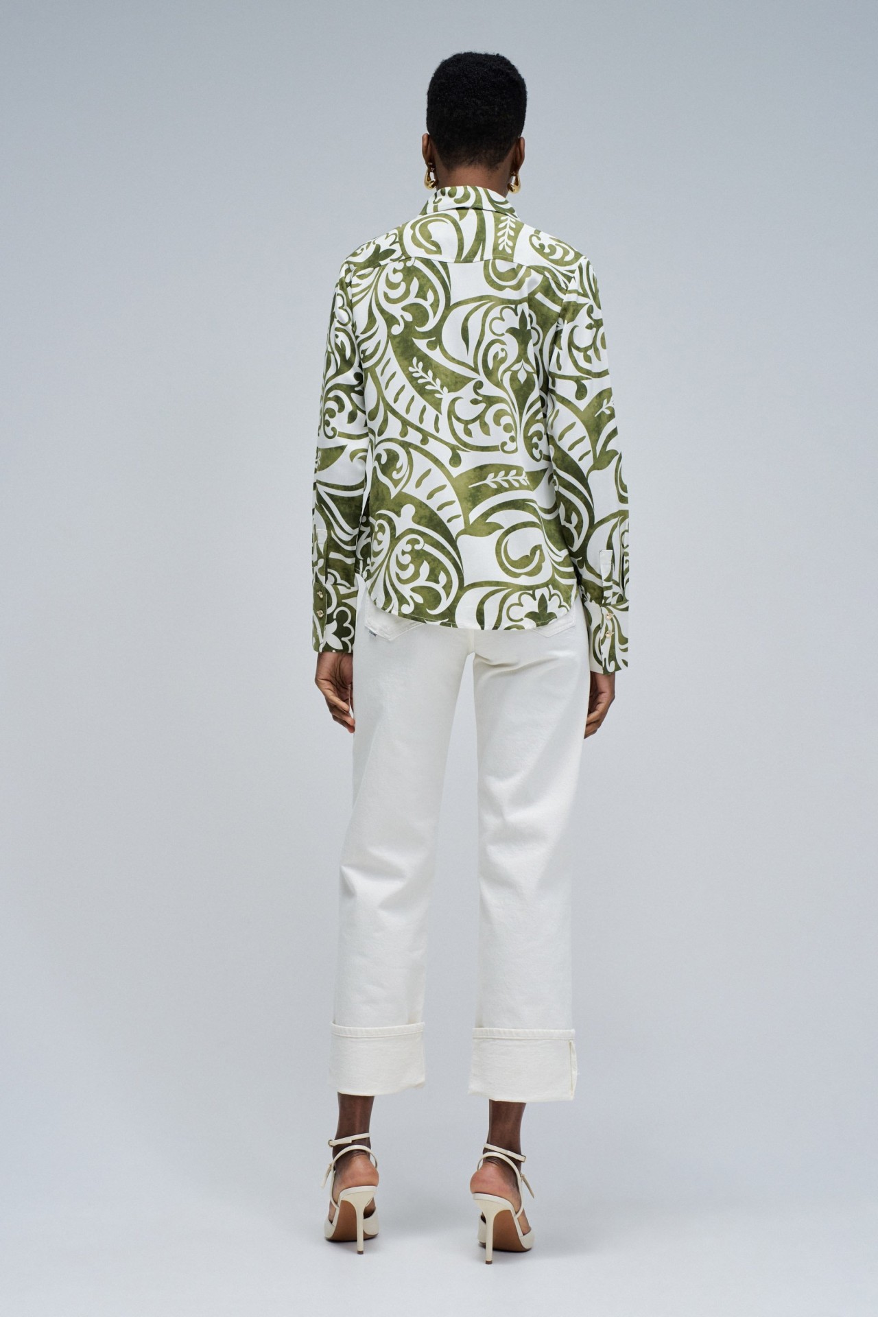 CAMISA COM PADR�O