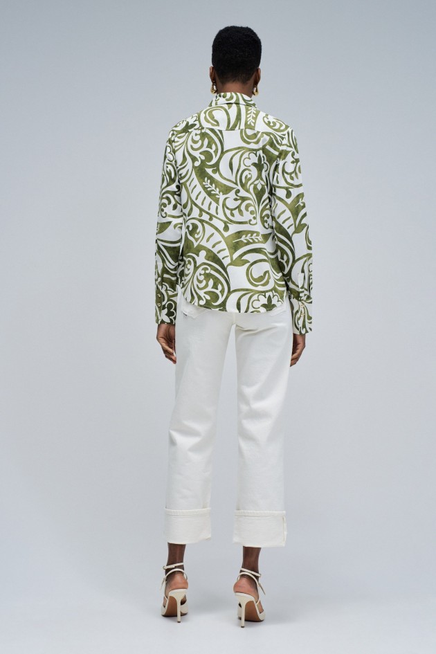 CAMISA CON ESTAMPADO