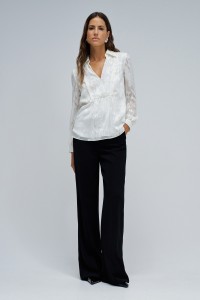 BLUSA COM JACQUARD BLUSA COM JACQUARD