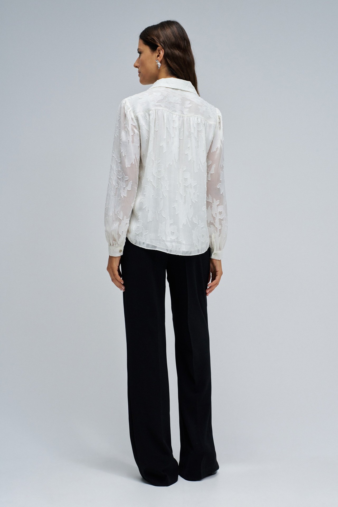 BLUSA COM JACQUARD