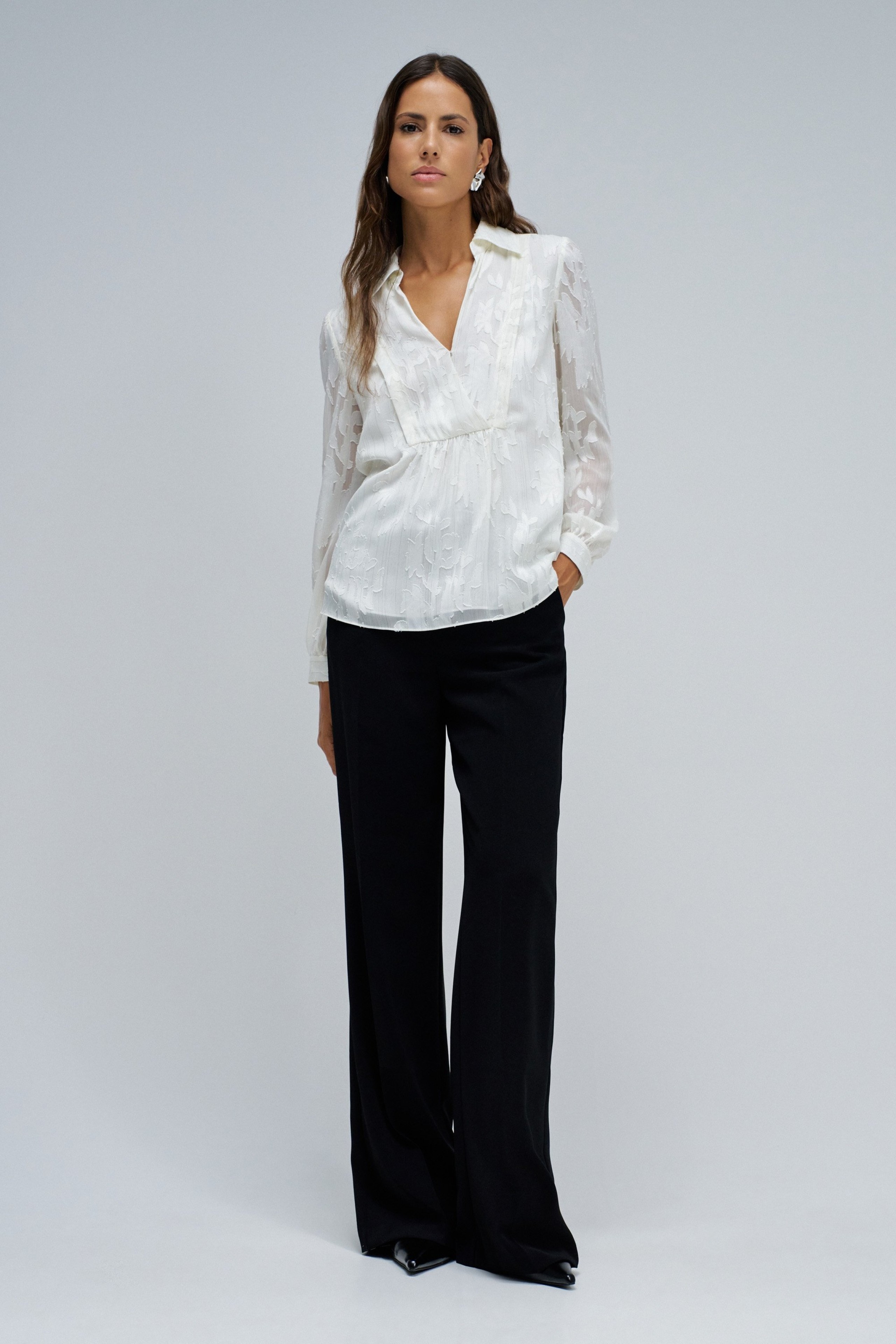 BLUSA COM JACQUARD