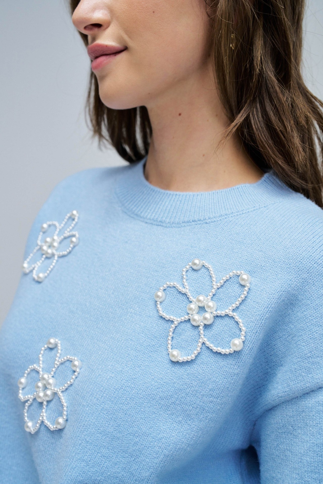KNIT SWEATER WITH PEARLS