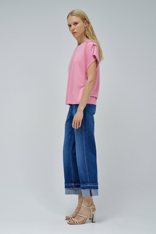 T-SHIRT WITH SHINE