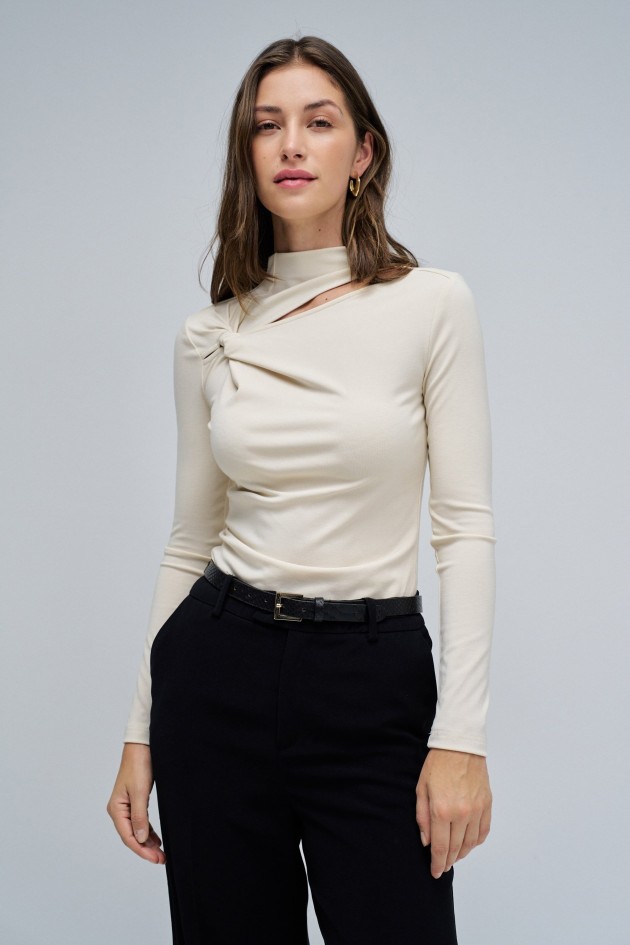 TURTLENECK SWEATER